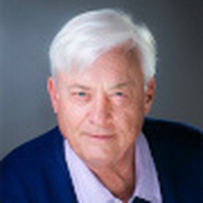 Portrait of Eric Newcomer